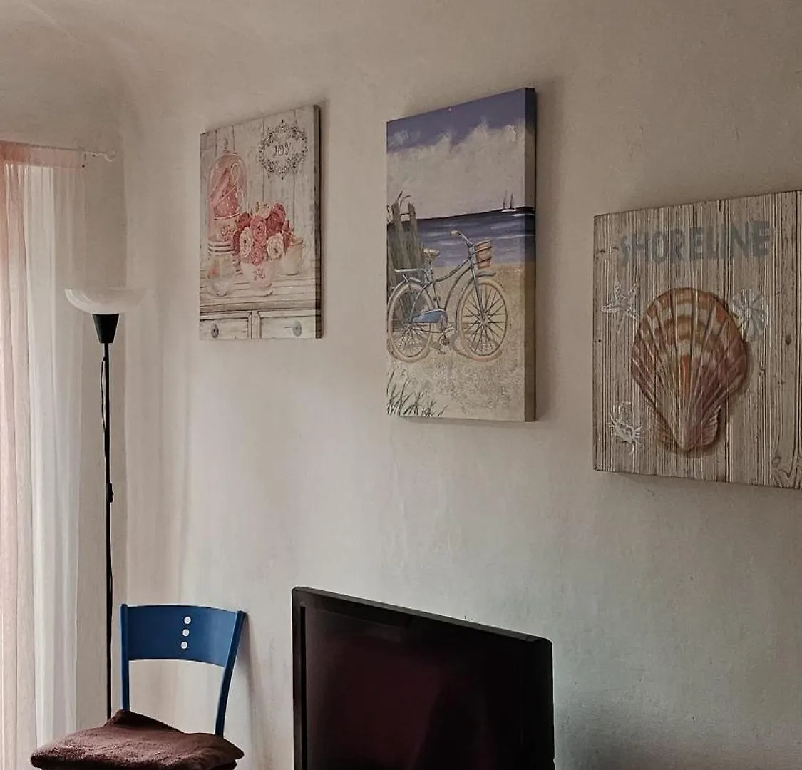 La Terrazza Di Ameglia Alta Apartment