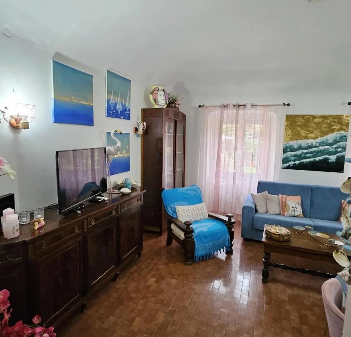 La Terrazza Di Ameglia Alta Apartment