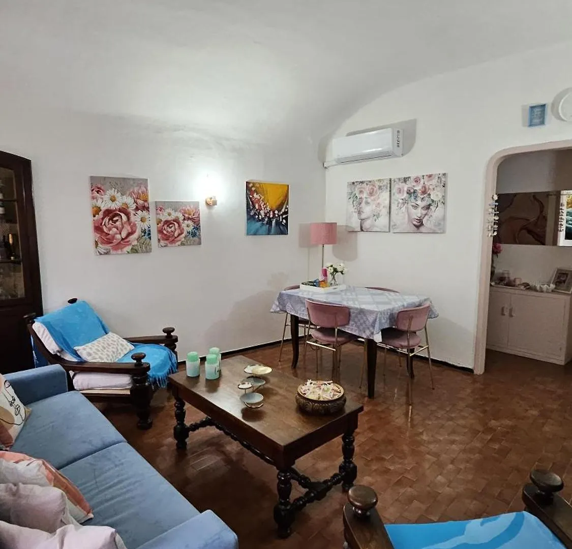 La Terrazza Di Ameglia Alta Apartment
